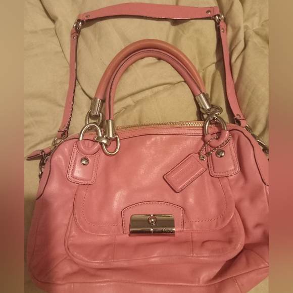 Coach purse - Picture 2 of 7